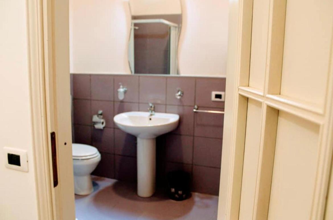 B&B Romy Napoli Eksteriør billede