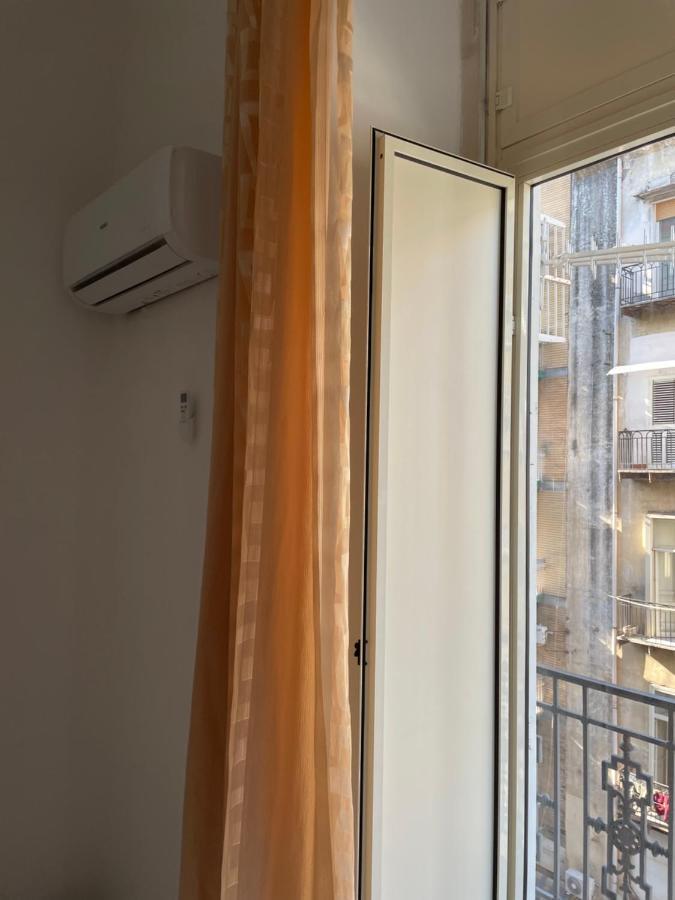 B&B Romy Napoli Eksteriør billede